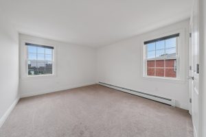 Bedroom in apartment rental