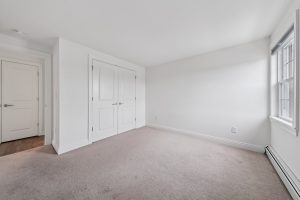Bedroom in apartment rental