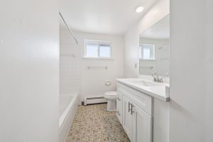 Bathroom in apartment rental
