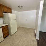 Eat-in kitchen in apartment for rent