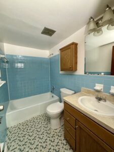 Bathroom in apartment for rent