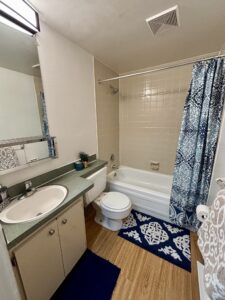 Bathroom in studio apartment for rent