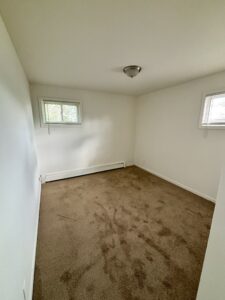 Bedroom in apartment rental