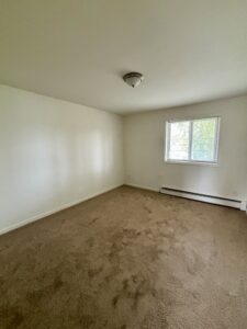Second bedroom in apartment rental