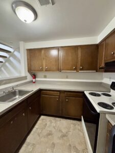 Townhouse rental kitchen