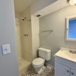 Apartment rental Bathroom near University at Buffalo